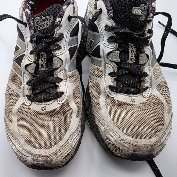 New Balance 860v5 Run Disney 2015 Minnie Mouse Womens Size 8.5 White Shoes - Picture 10 of 13